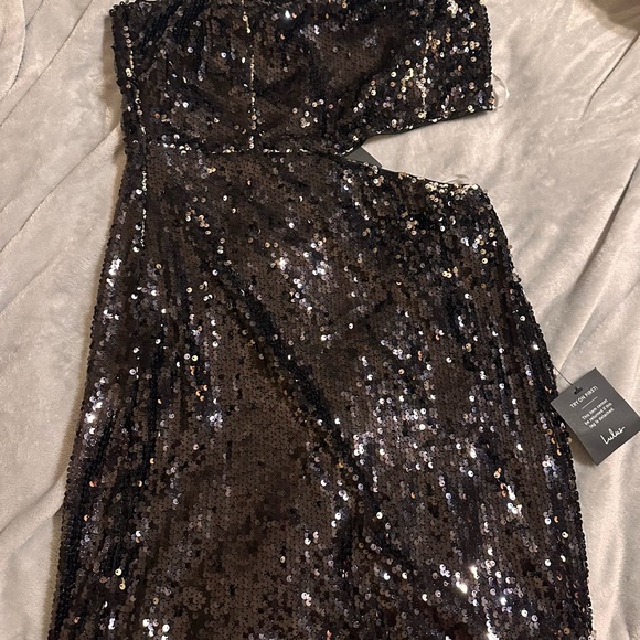Lulu's One Shoulder Bodycon Cutout Sequin Mini Dress size Large new with tags - Picture 2 of 6
